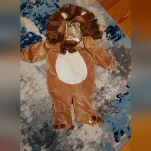 Baby lion costume